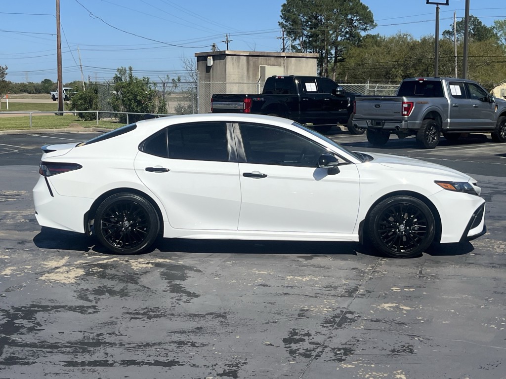 2022 Toyota Camry Image 10