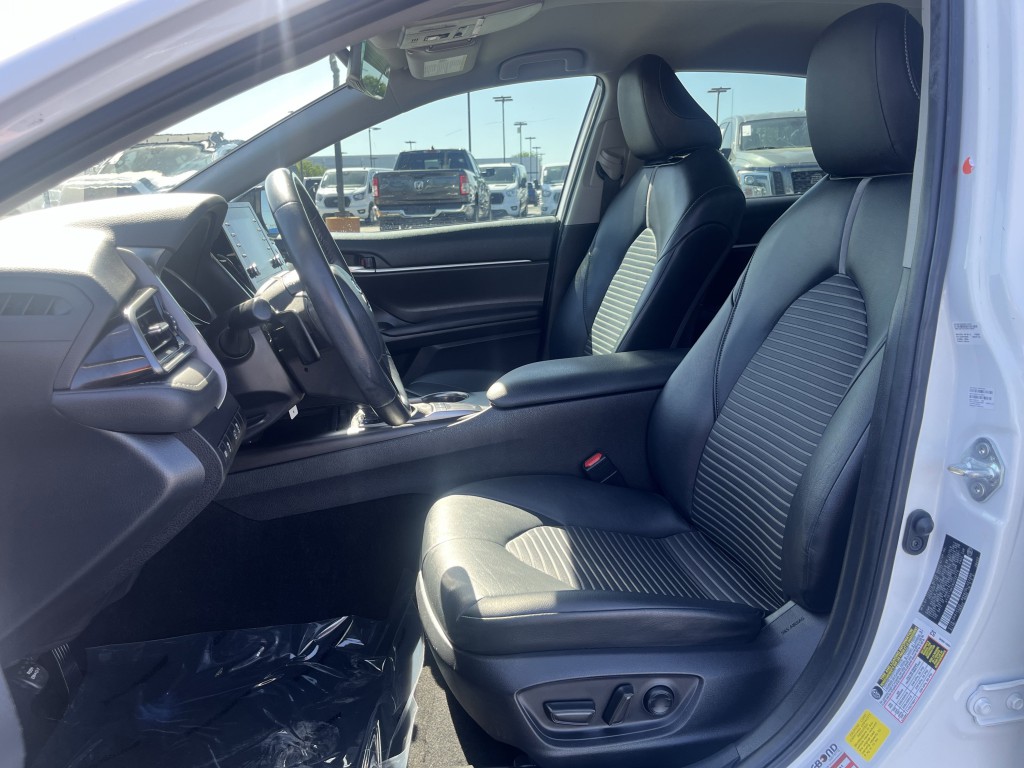 2022 Toyota Camry Image 14