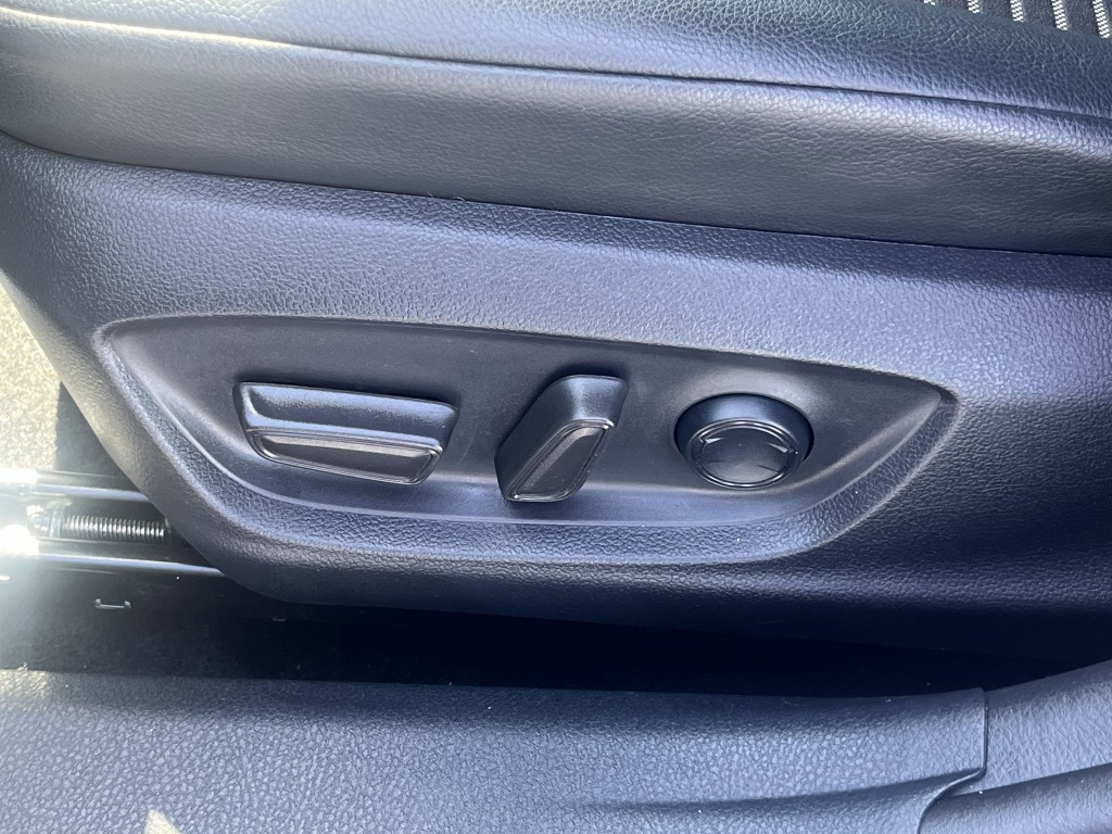 2022 Toyota Camry Image 20