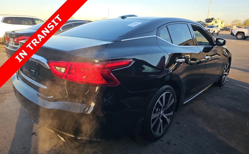 2017 Nissan Maxima Image 5