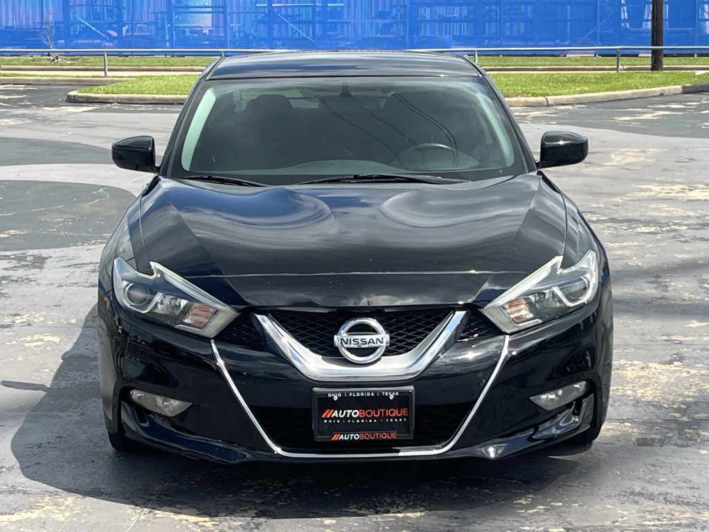 2017 Nissan Maxima Image 6