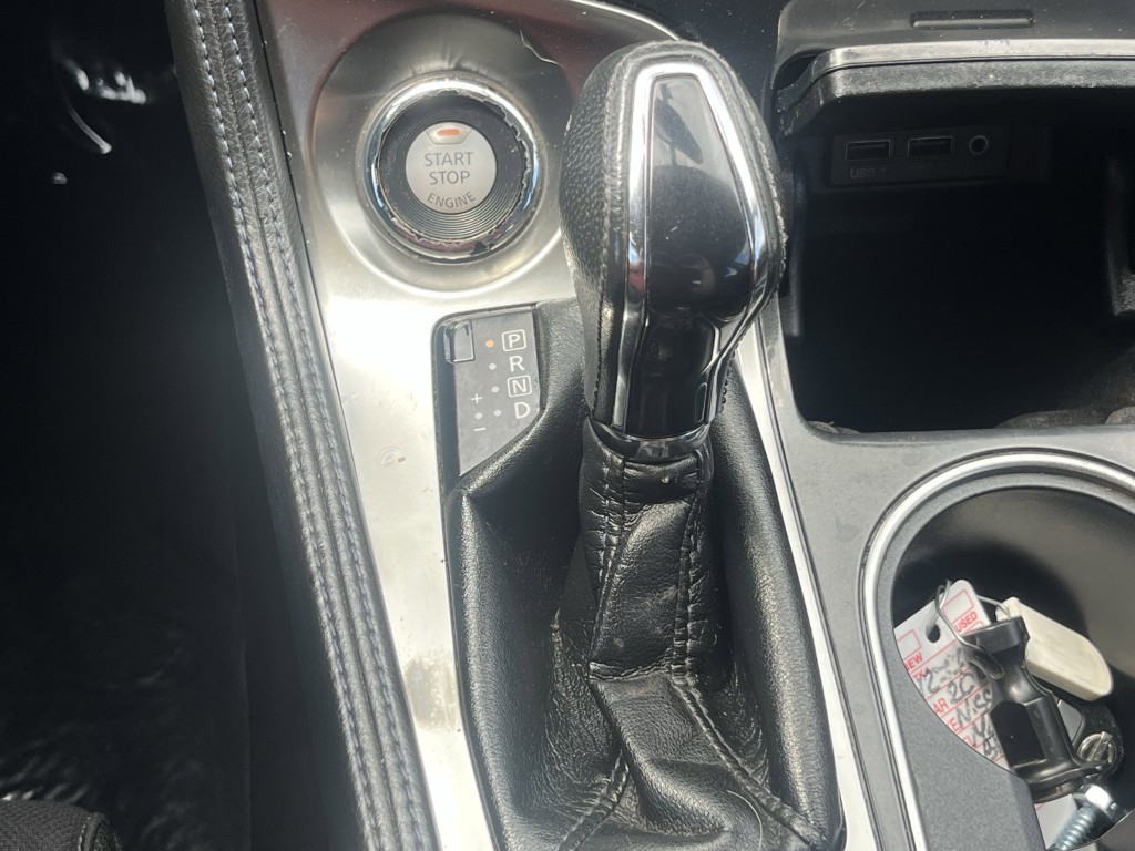 2017 Nissan Maxima Image 21