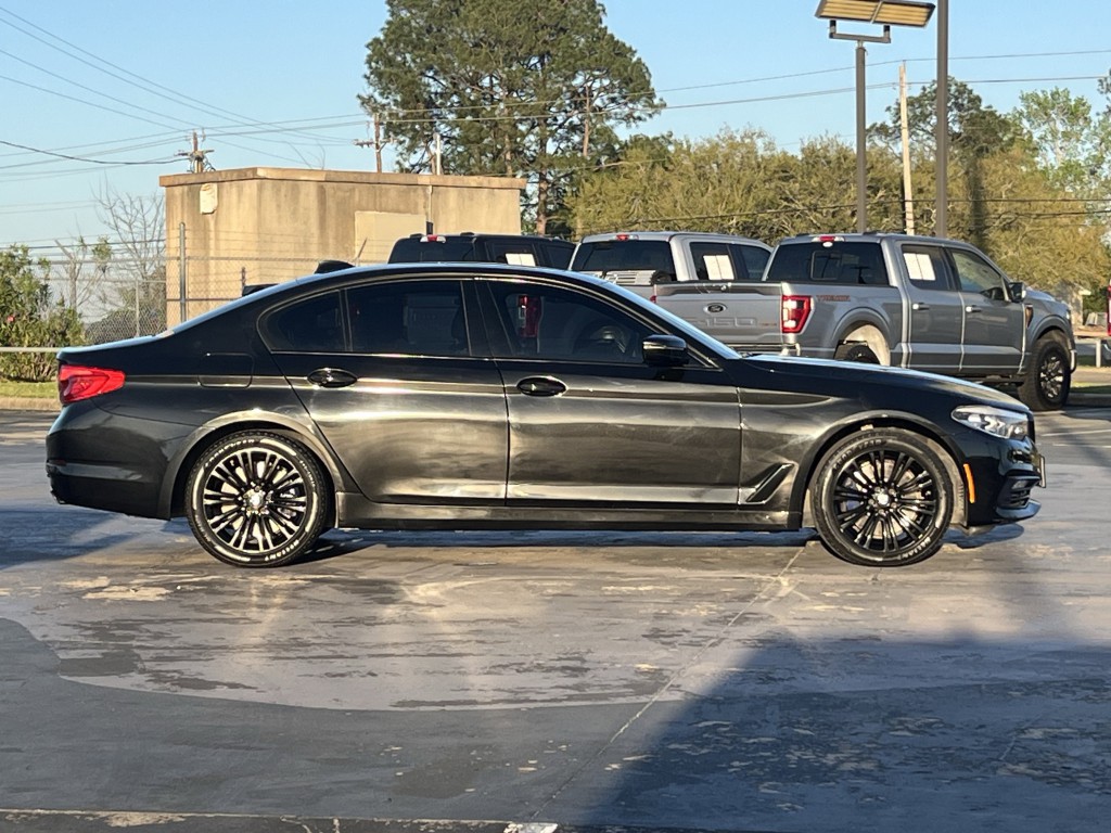 2018 BMW 5 Series Image 10