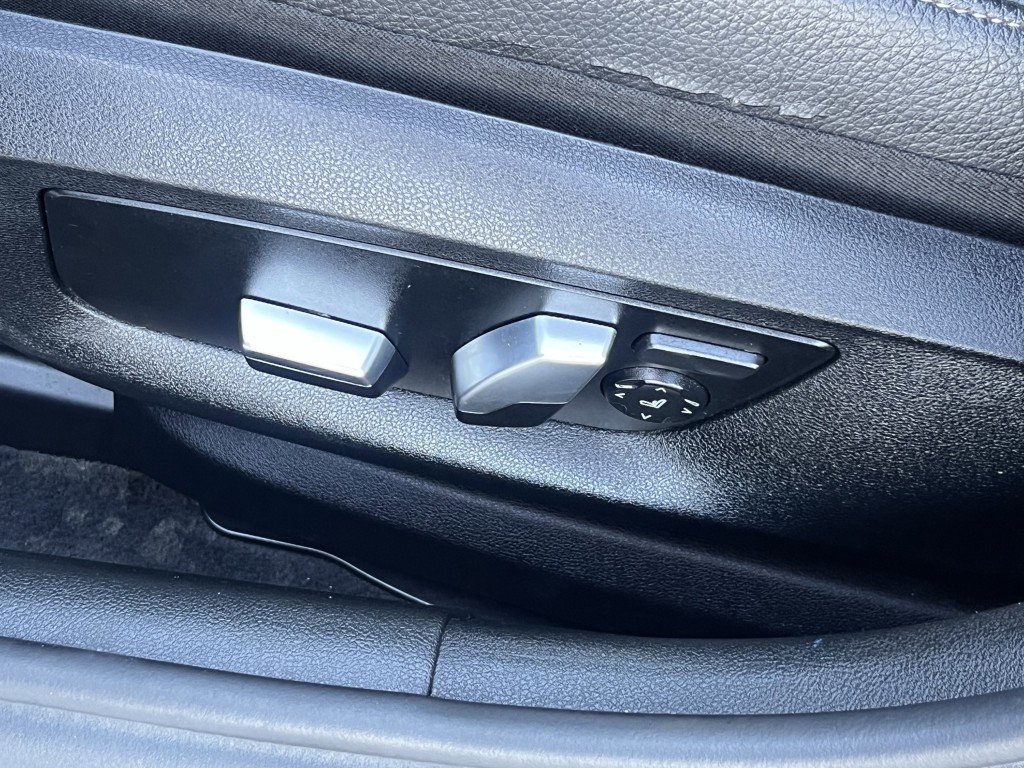 2018 BMW 5 Series Image 21