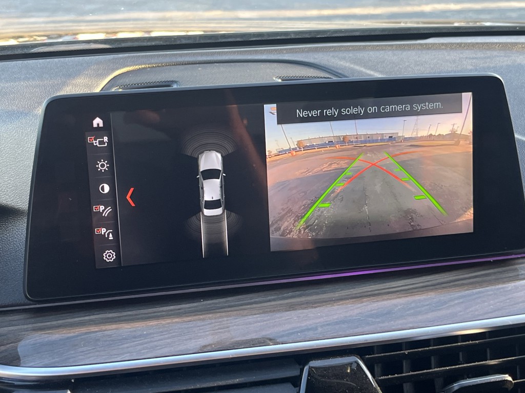 2018 BMW 5 Series Image 26