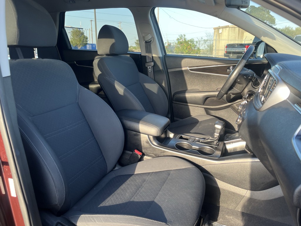 2019 Kia Sorento Image 25