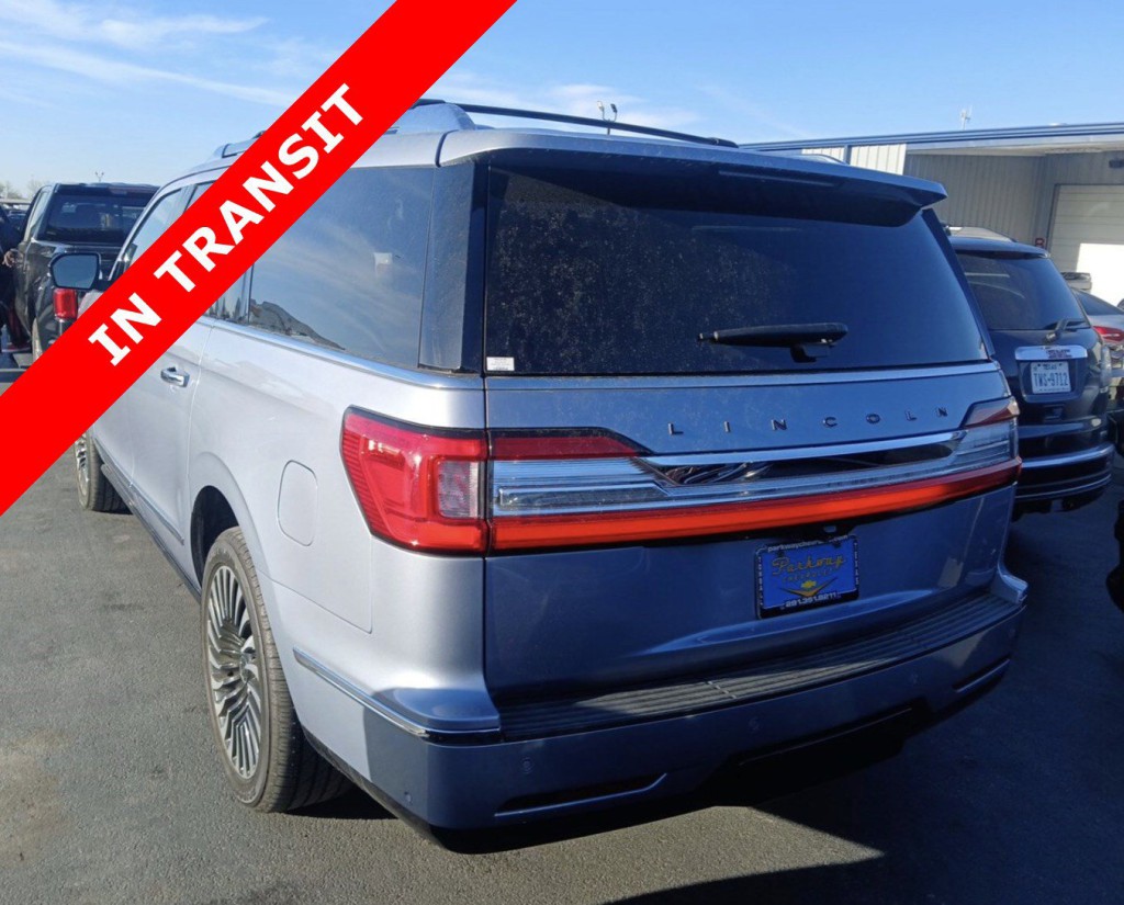 2019 Lincoln Navigator Image 6