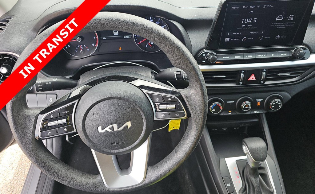 2023 Kia Forte Image 8