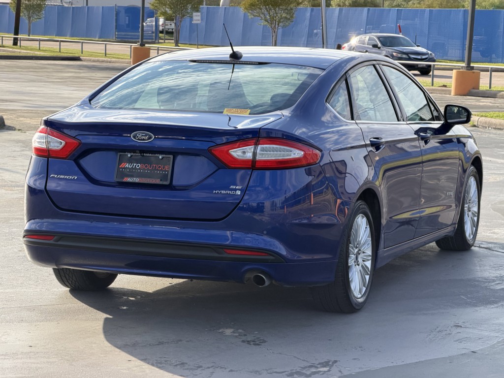 2016 Ford Fusion Image 8