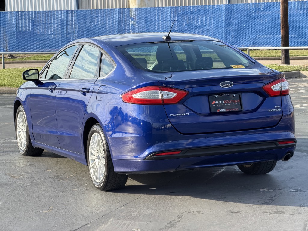 2016 Ford Fusion Image 9