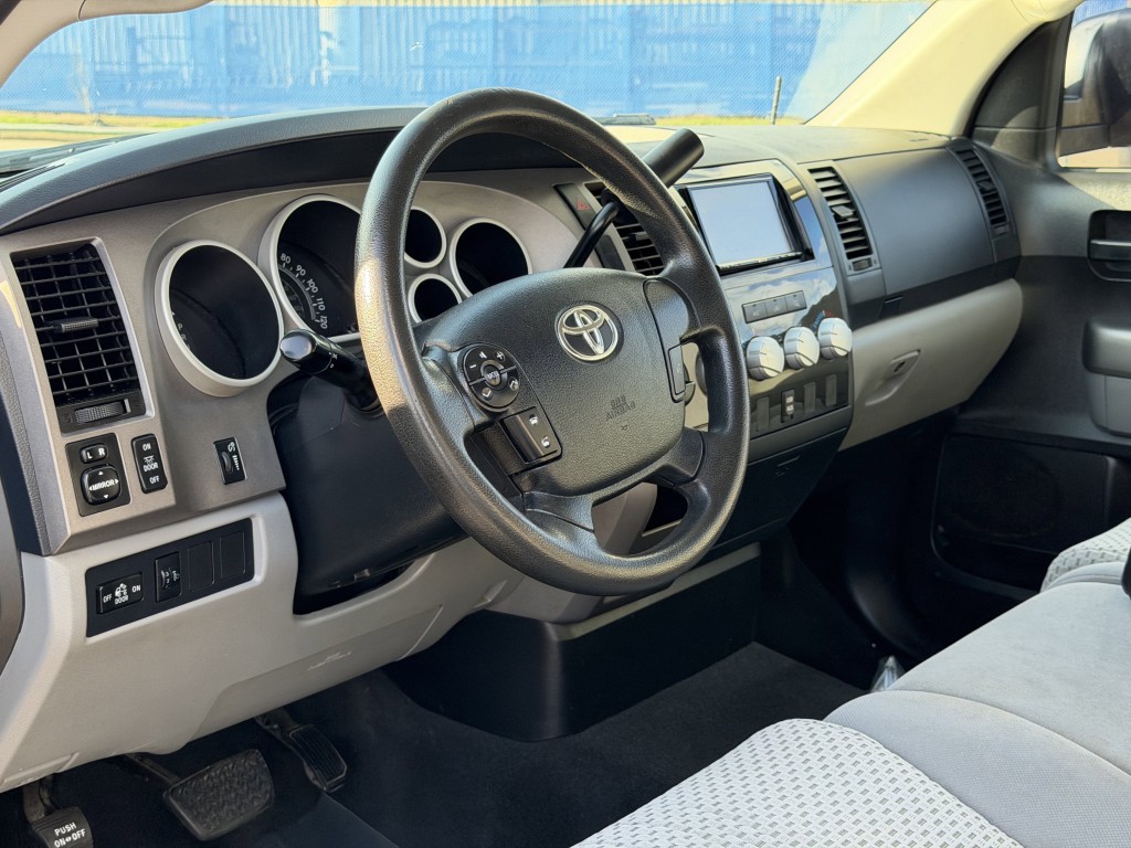 2012 Toyota Tundra Image 11