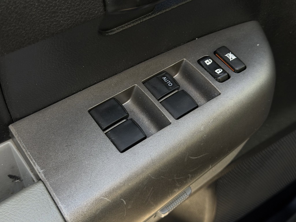 2012 Toyota Tundra Image 18