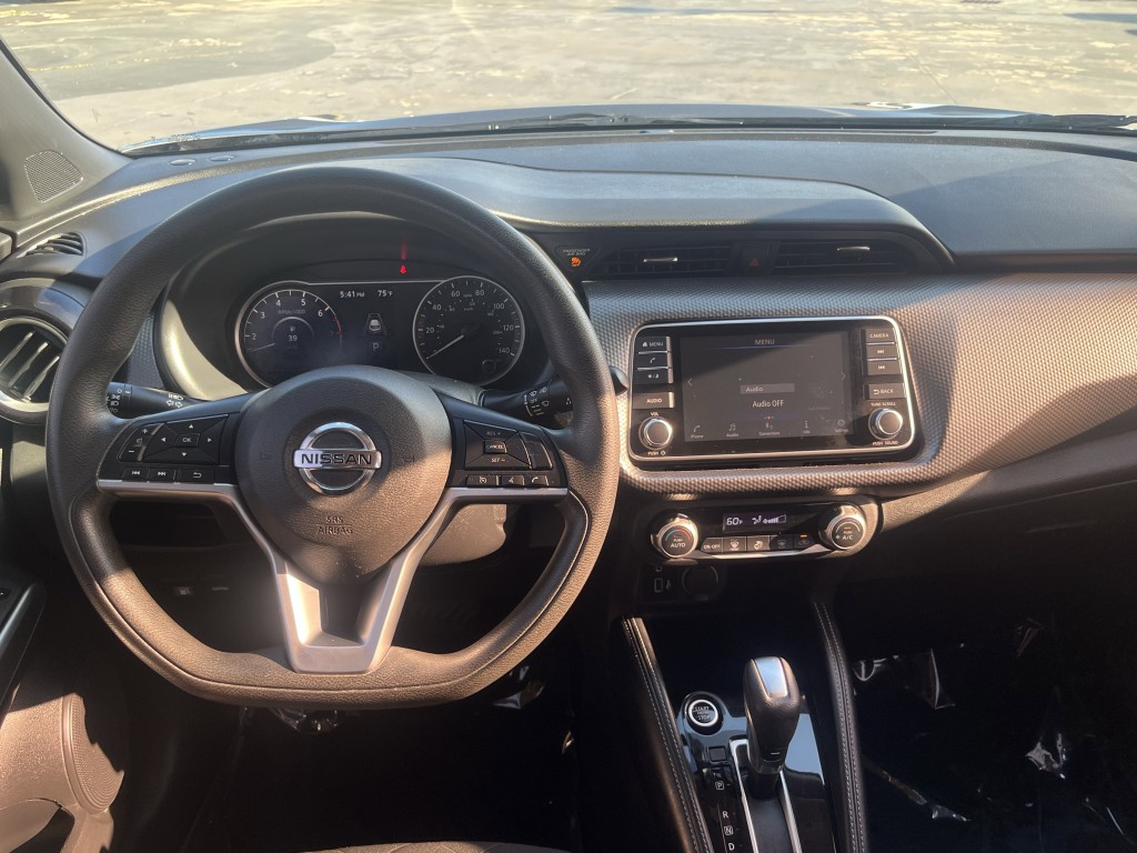 2020 Nissan Kicks Image 16