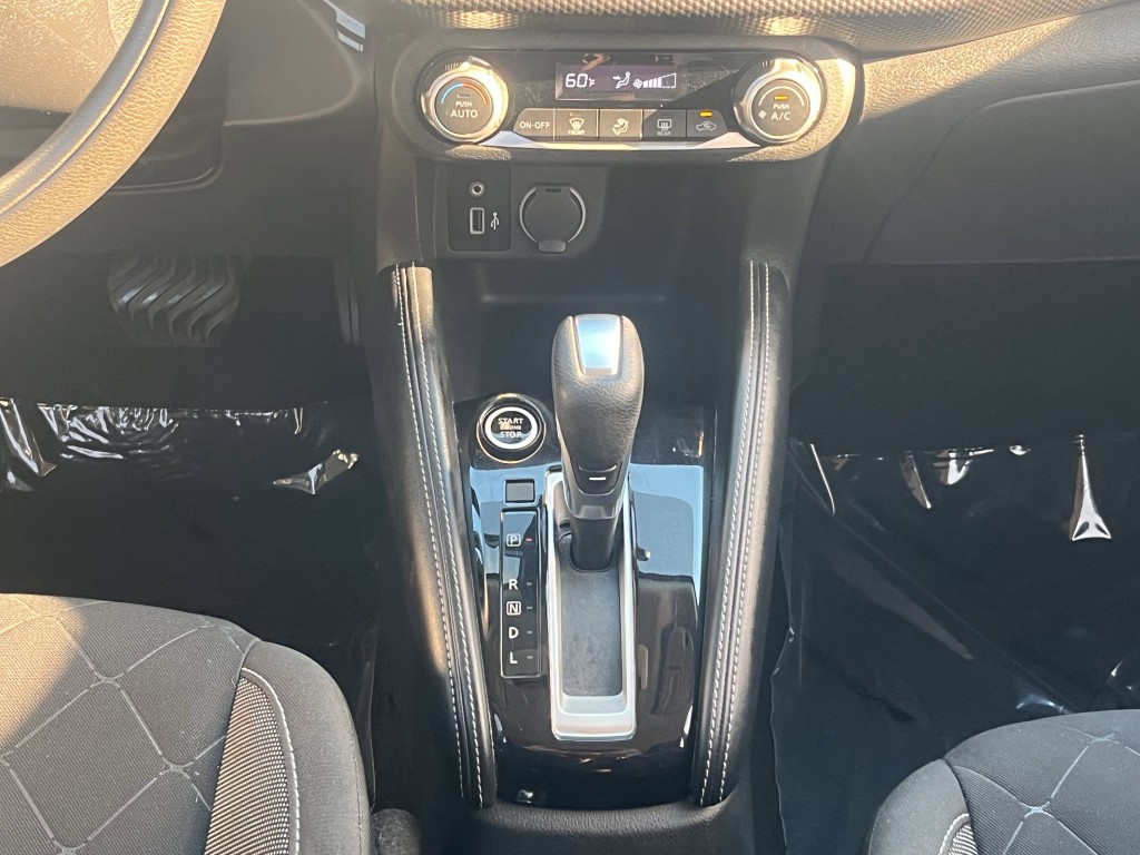 2020 Nissan Kicks Image 25