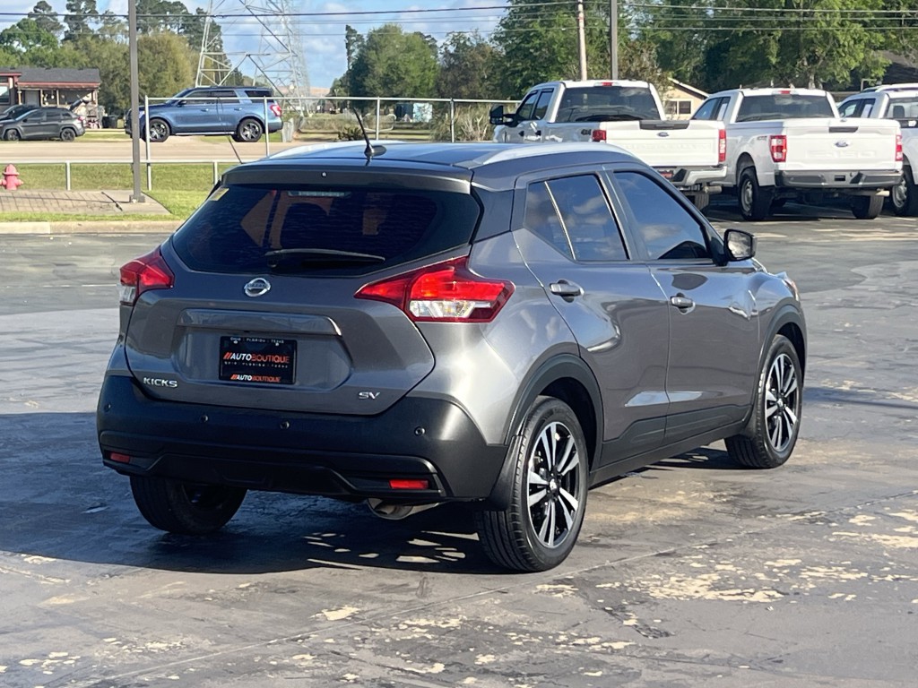 2020 Nissan Kicks Image 9