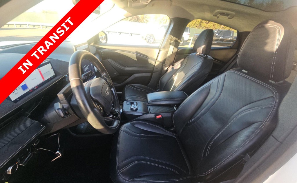 2021 Ford Mustang Image 7