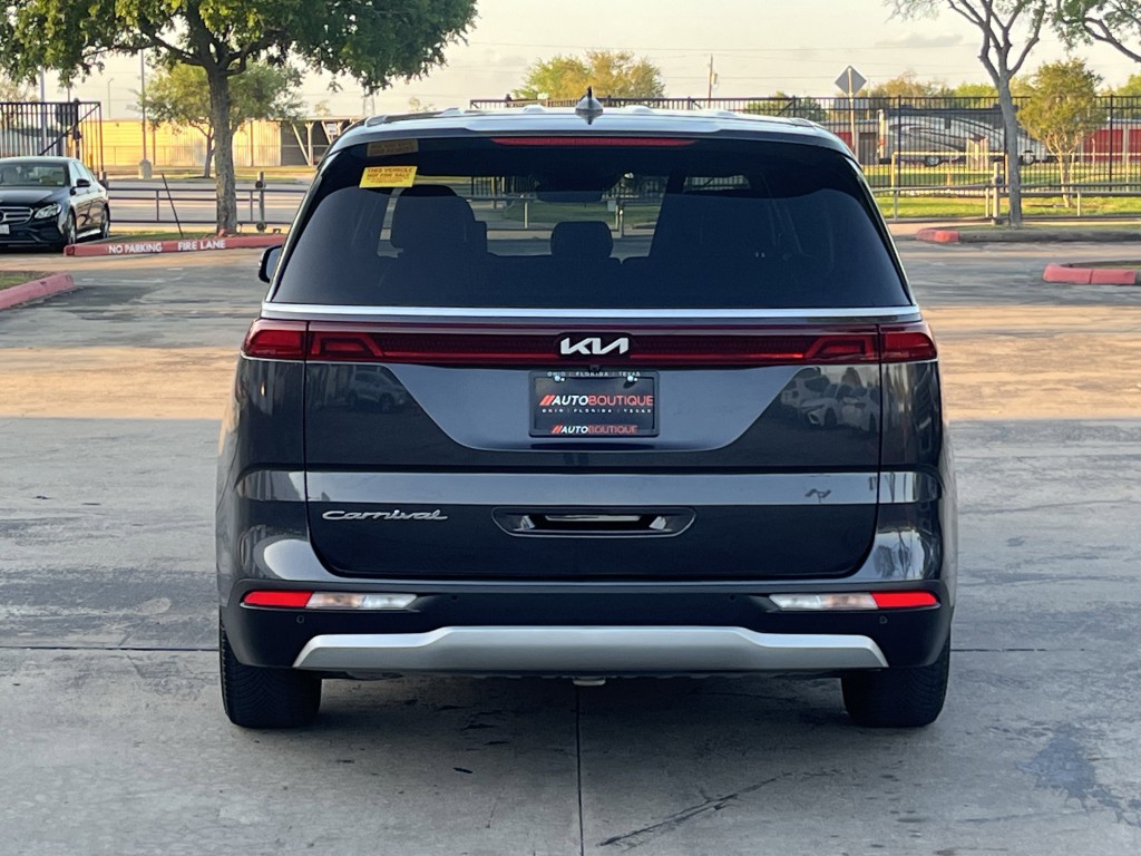 2022 Kia Carnival Image 9