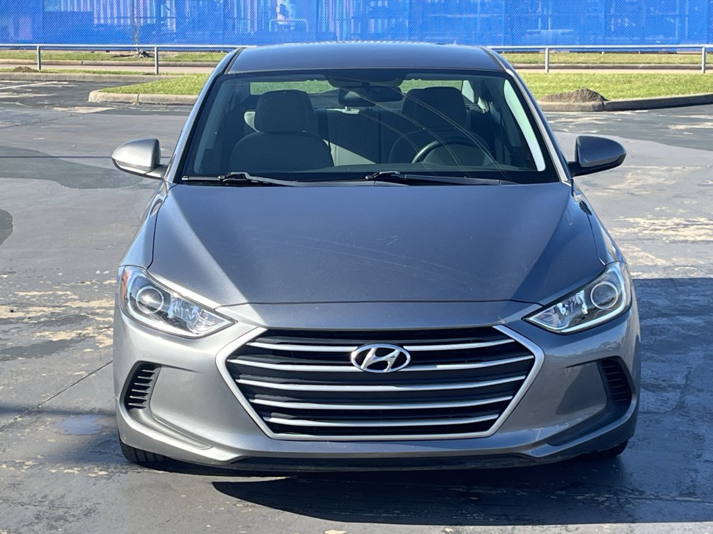 2018 Hyundai Elantra Image 5