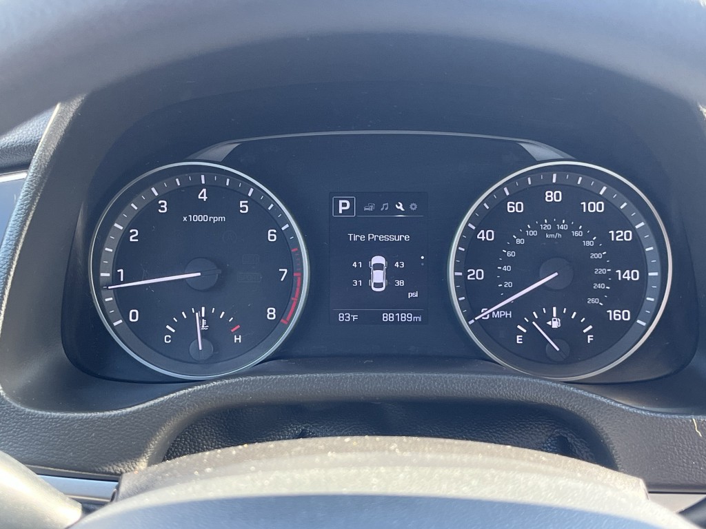 2018 Hyundai Elantra Image 21