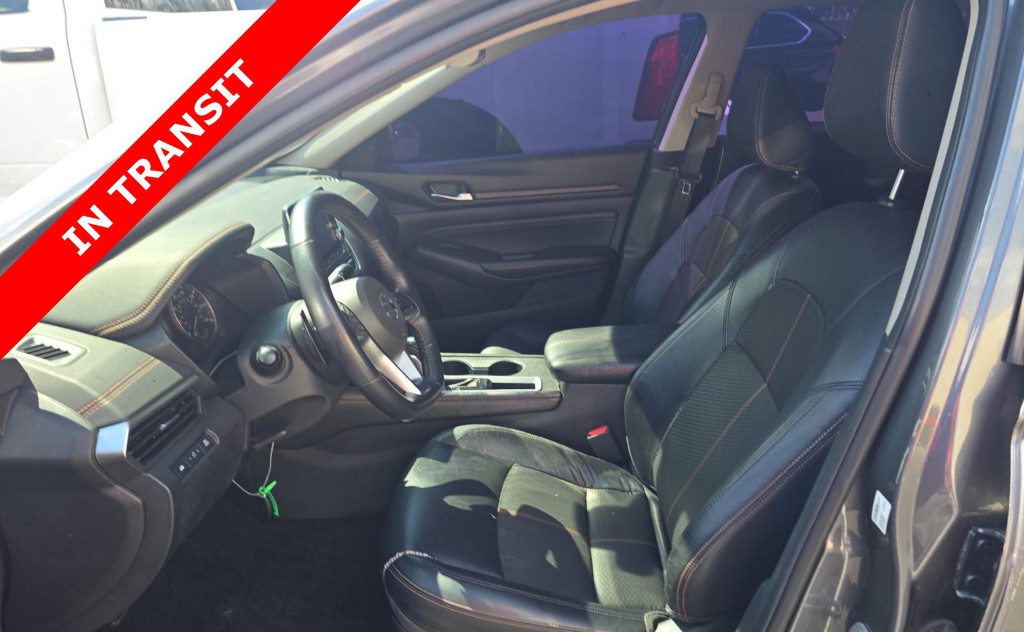 2020 Nissan Altima Image 8