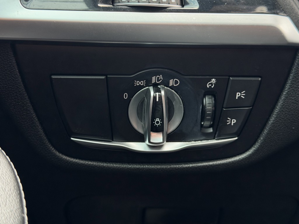 2020 BMW X3 Image 35