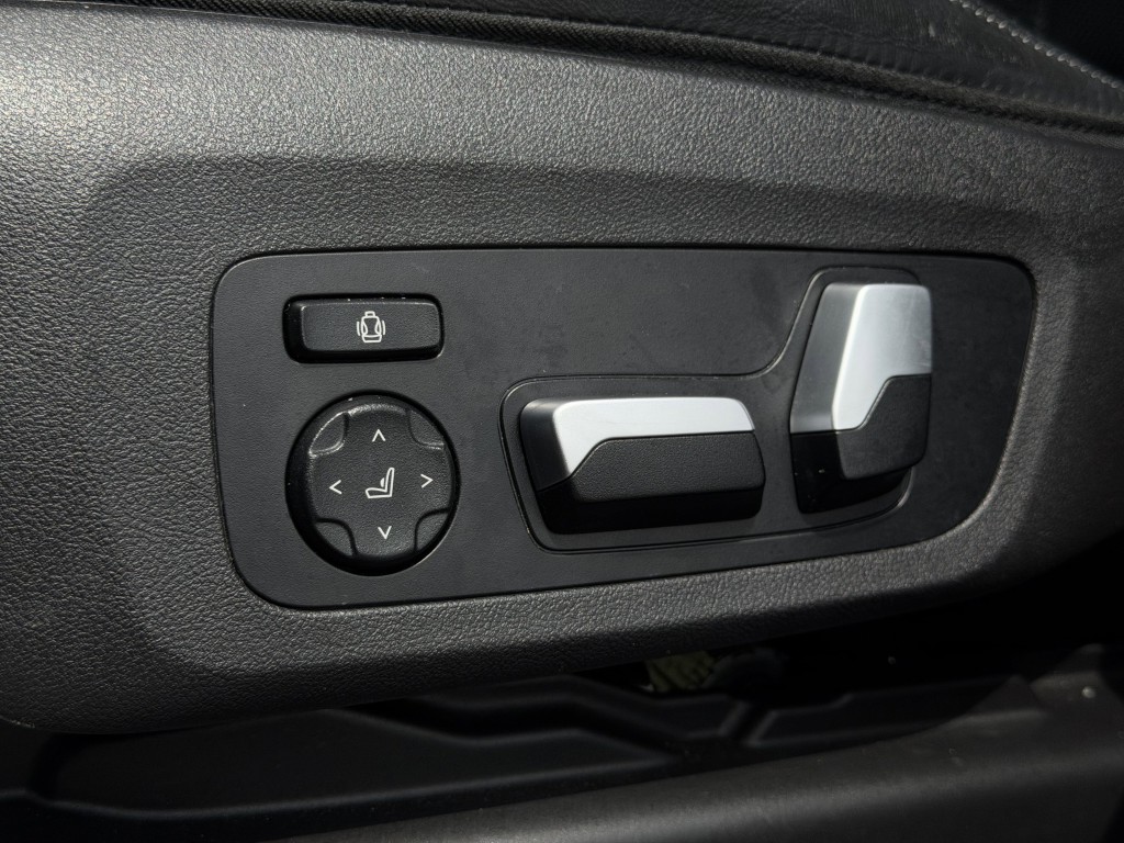 2020 BMW X3 Image 43