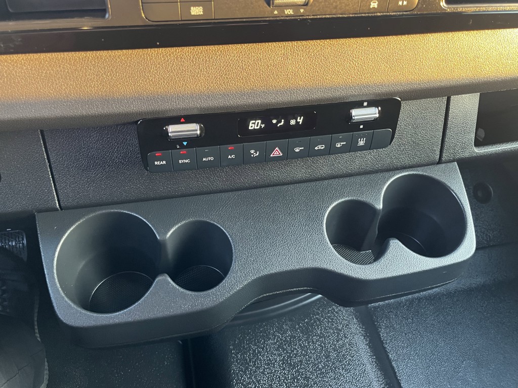 2025 Mercedes-Benz Sprinter Image 22