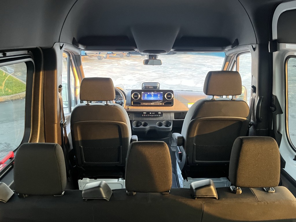 2025 Mercedes-Benz Sprinter Image 30