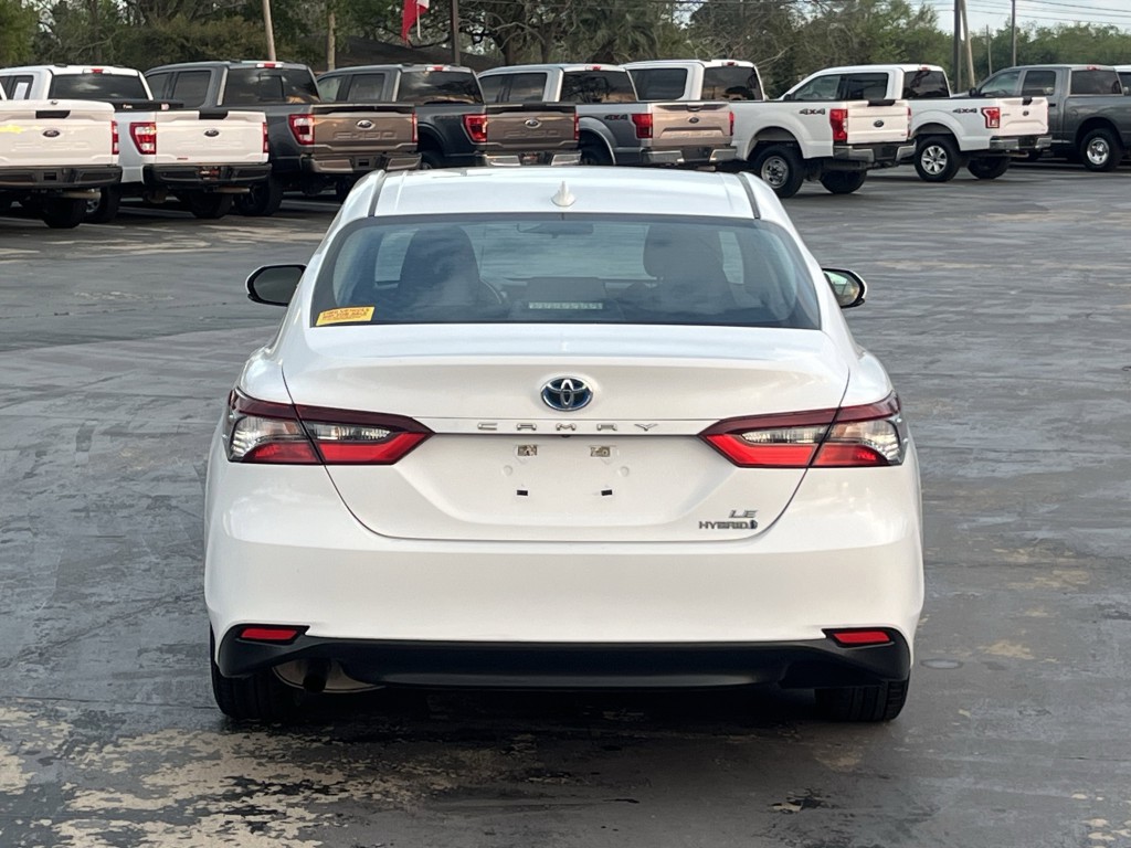 2021 Toyota Camry Image 7