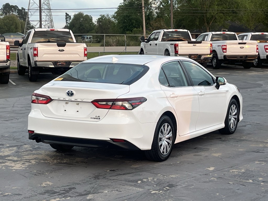 2021 Toyota Camry Image 8