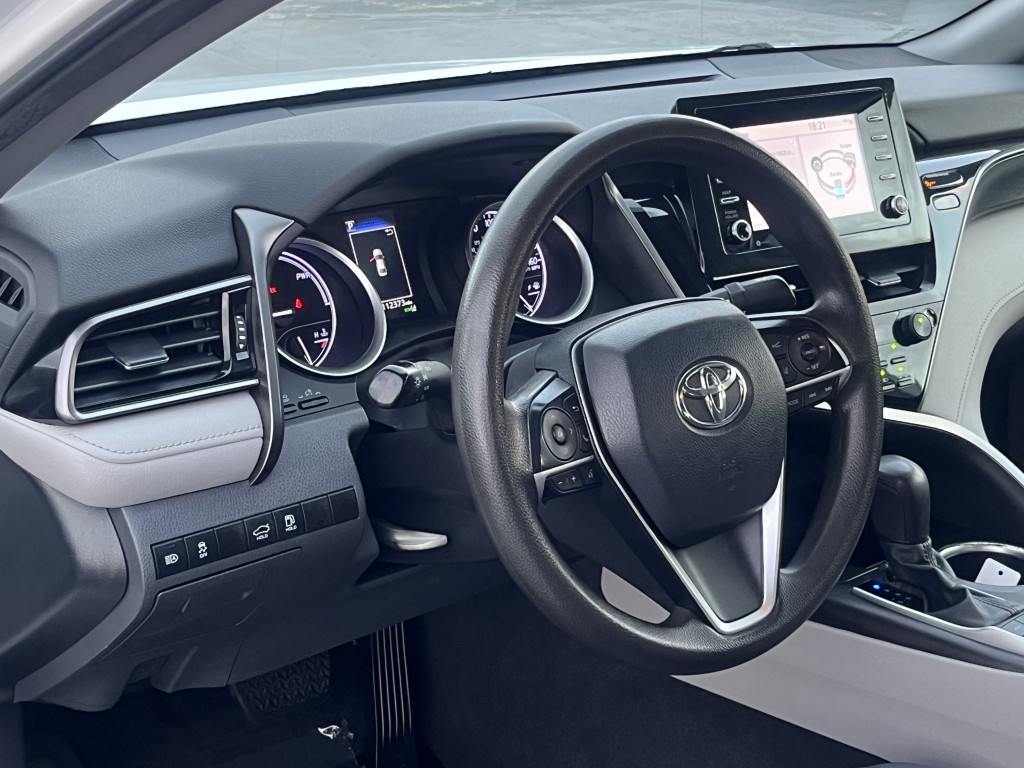2021 Toyota Camry Image 14