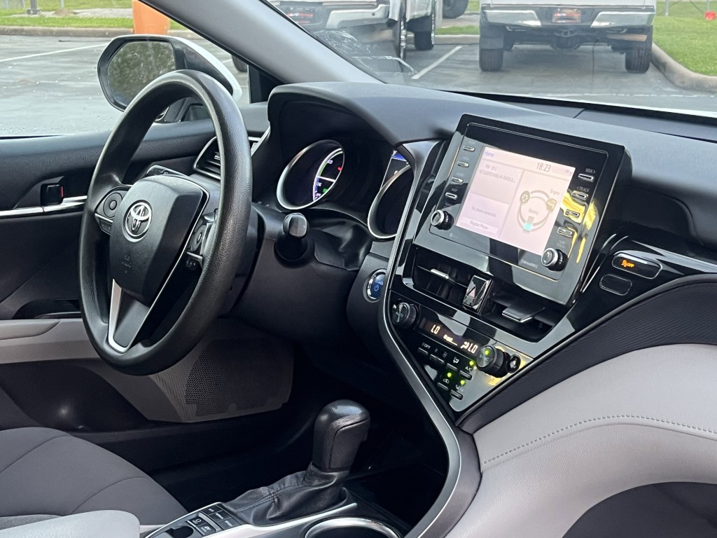2021 Toyota Camry Image 15
