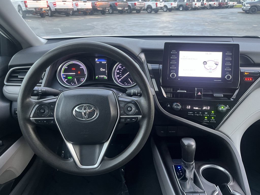 2021 Toyota Camry Image 16