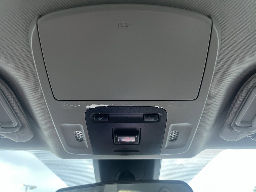 2021 Toyota Camry Image 21