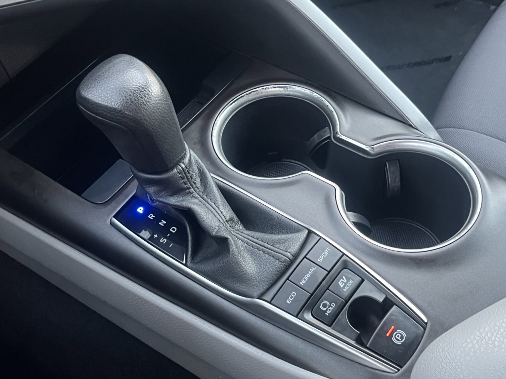 2021 Toyota Camry Image 23