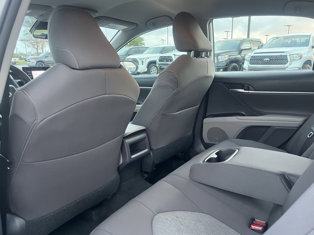 2021 Toyota Camry Image 31