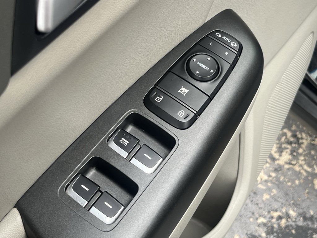 2017 Kia Sportage Image 25