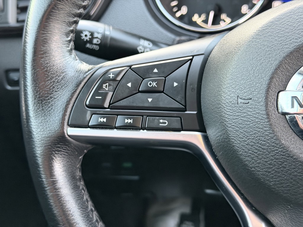 2019 Nissan Rogue Image 15