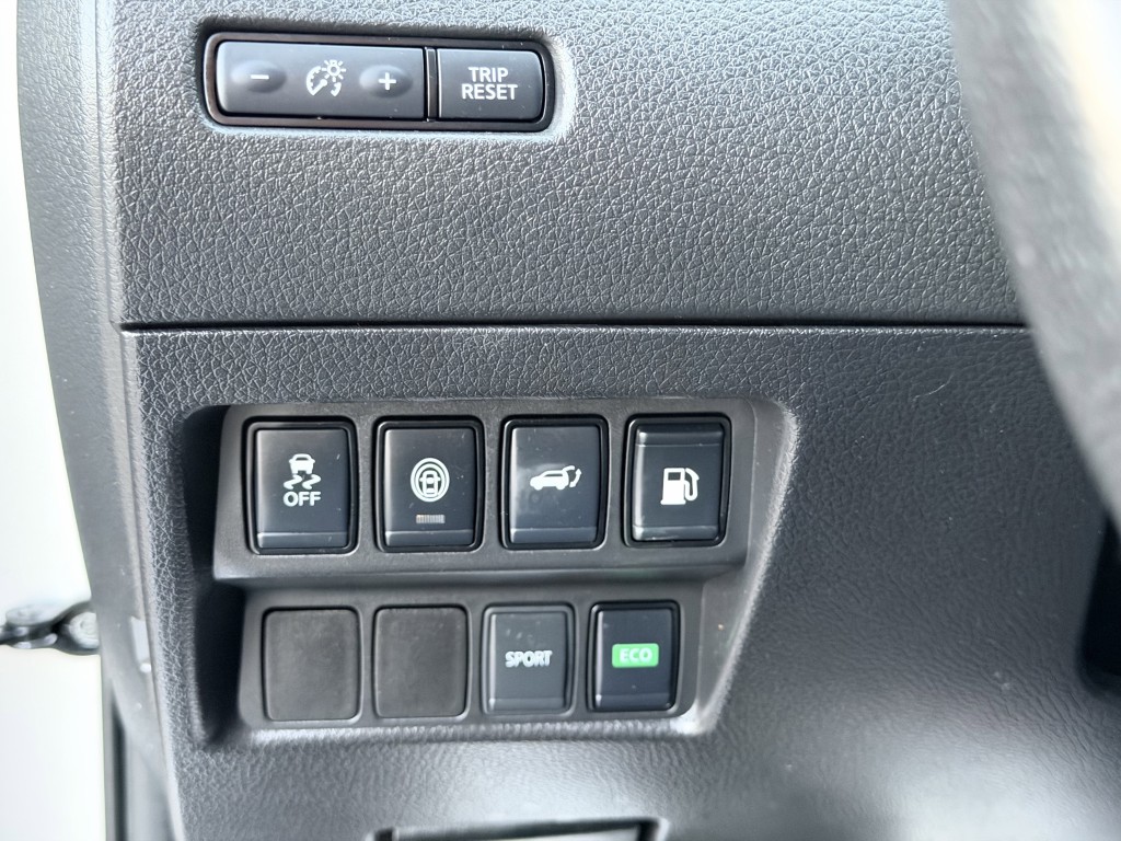 2019 Nissan Rogue Image 21