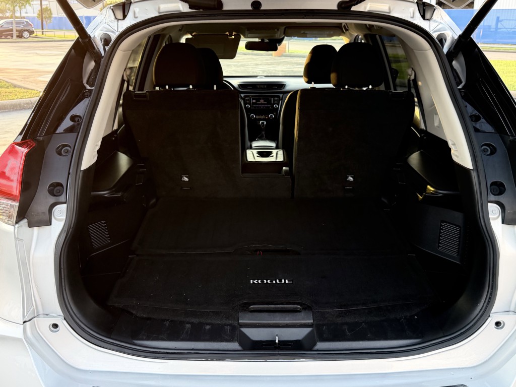 2019 Nissan Rogue Image 27