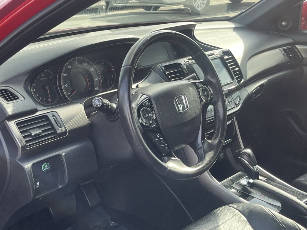 2016 Honda Accord Image 14