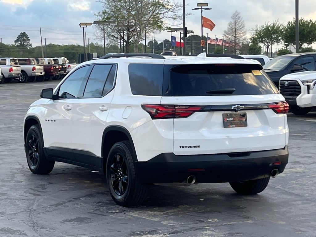 2022 Chevrolet Traverse Image 9
