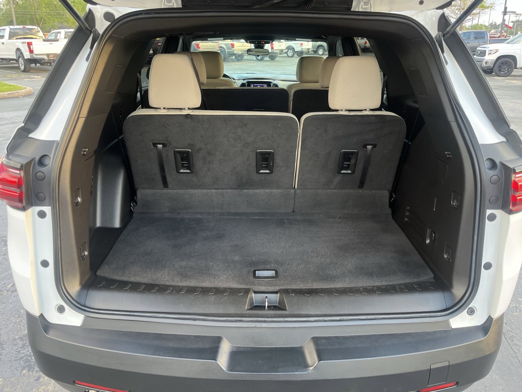 2022 Chevrolet Traverse Image 12