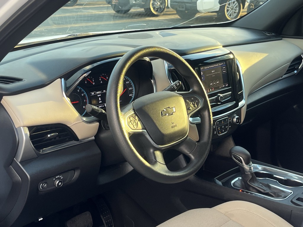 2022 Chevrolet Traverse Image 14