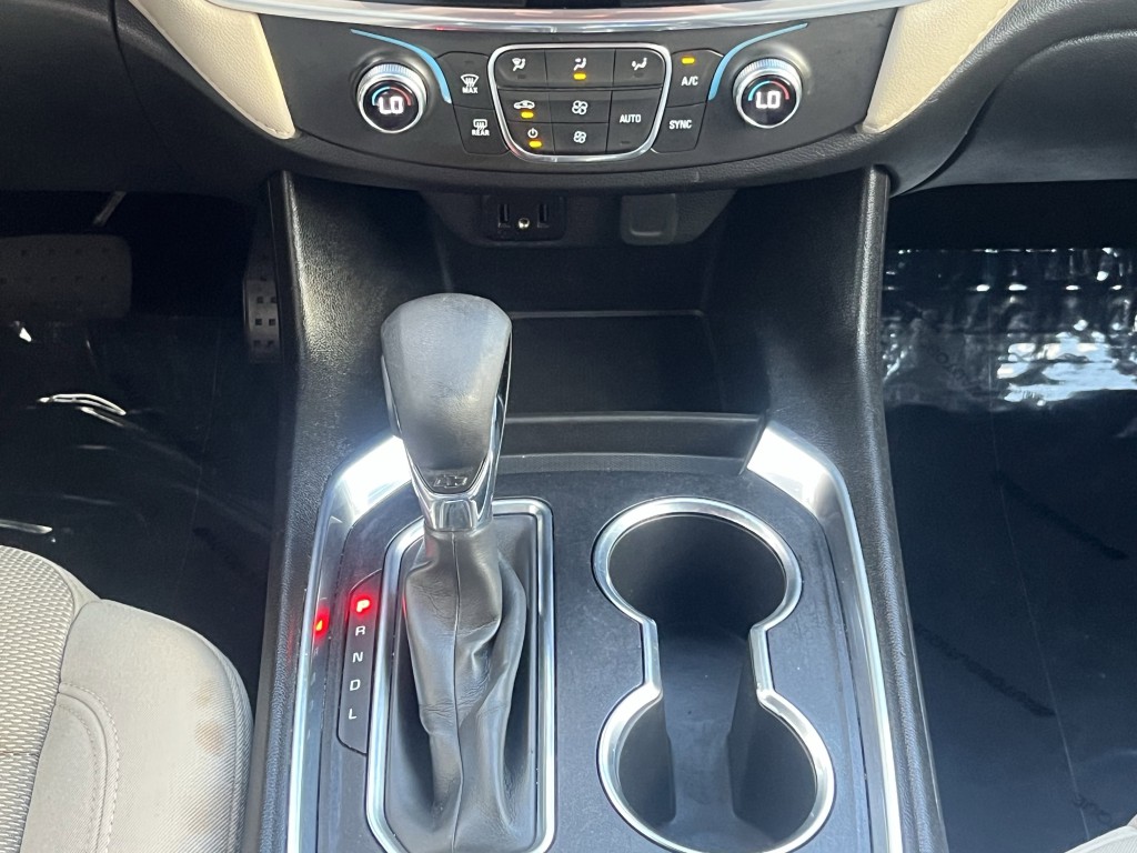 2022 Chevrolet Traverse Image 25