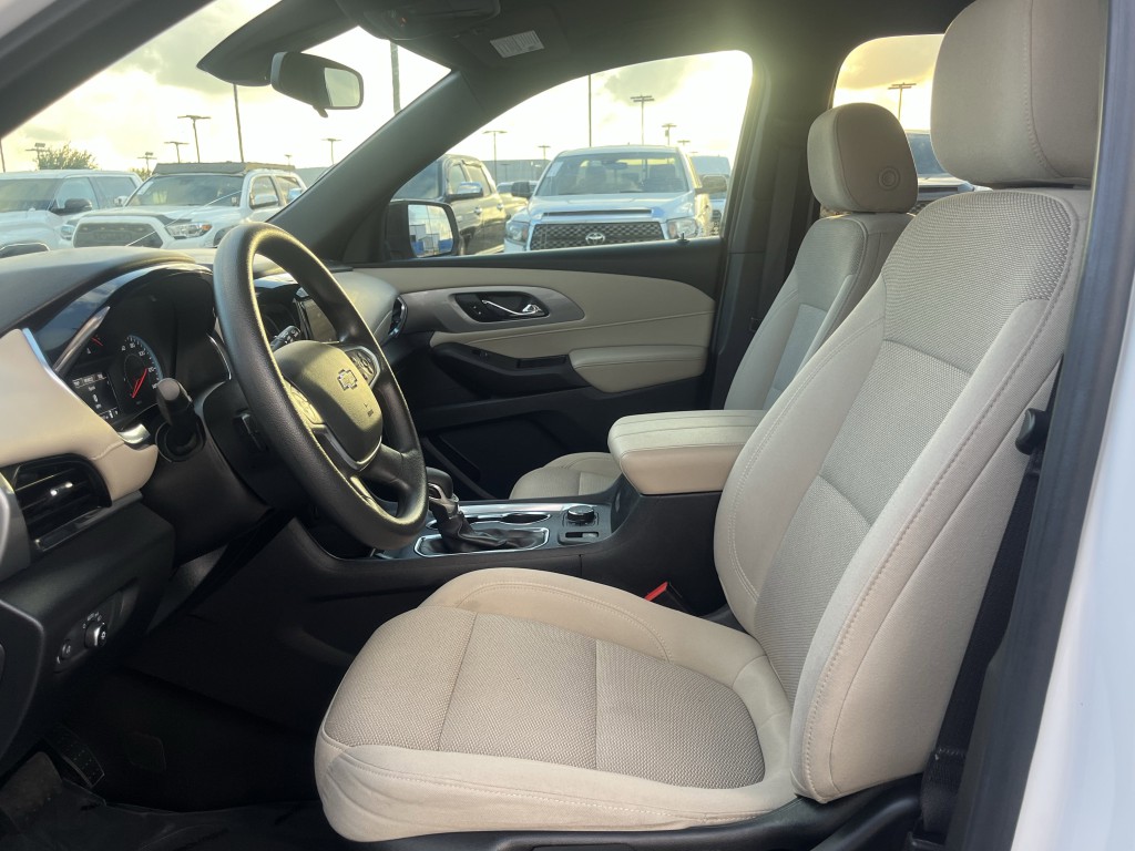 2022 Chevrolet Traverse Image 27