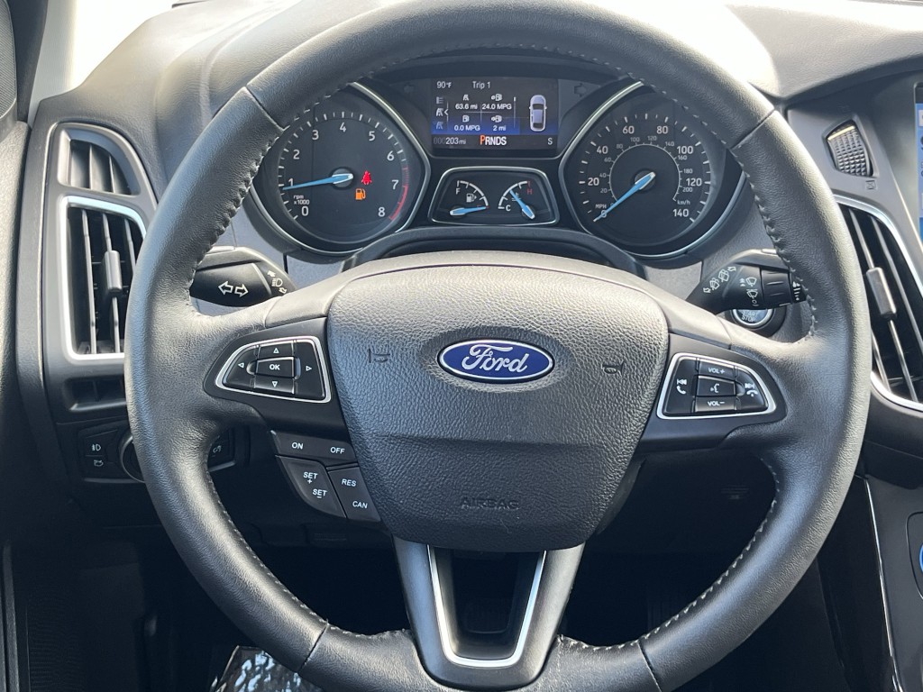 2017 Ford Focus Image 17