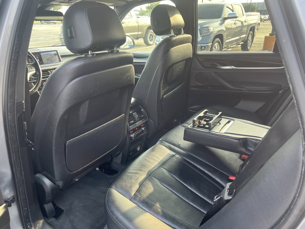 2018 BMW X5 Image 32