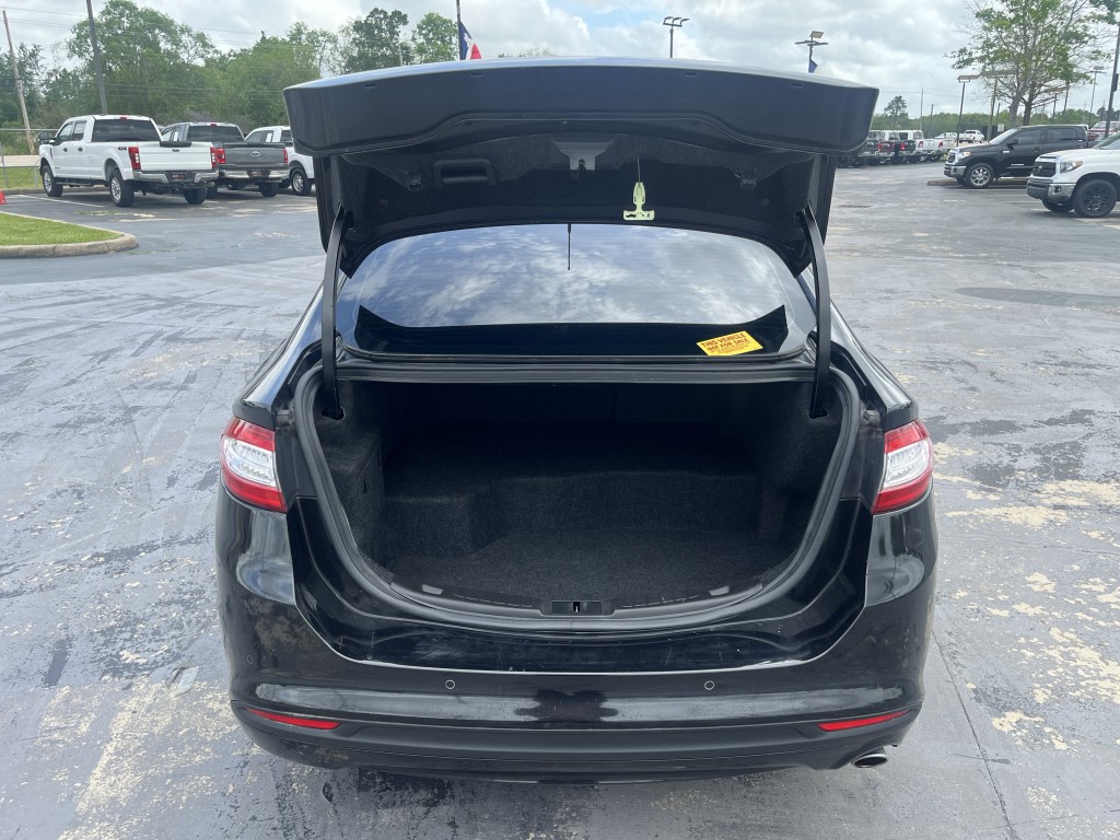 2015 Ford Fusion Image 11