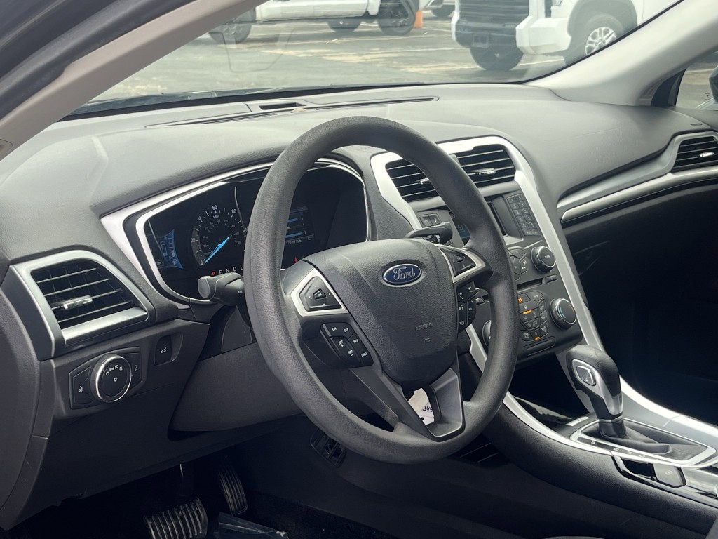 2015 Ford Fusion Image 13